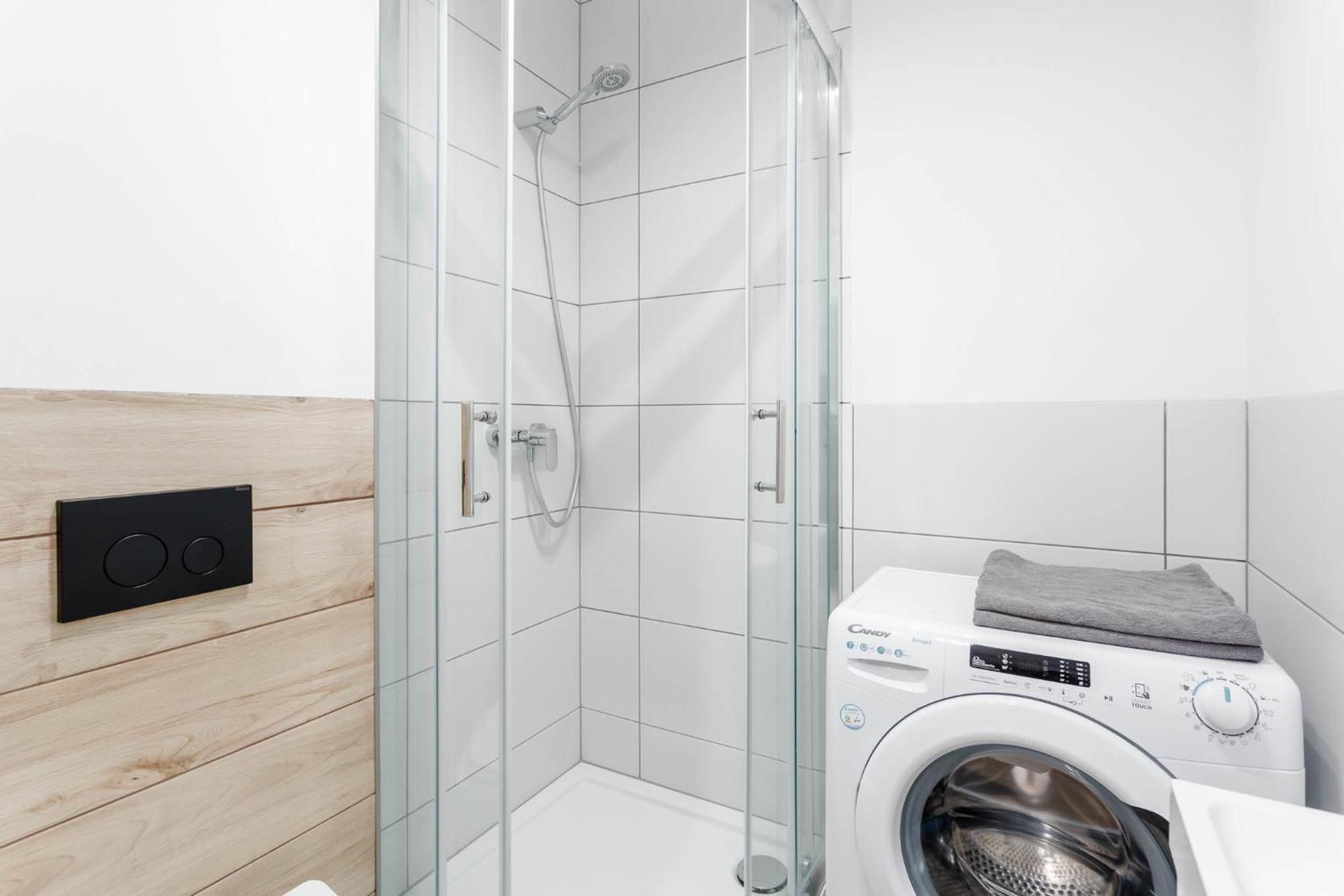 Enjoy! Srodmiescie Nowogrodzka Apartment วอร์ซอ ภายนอก รูปภาพ